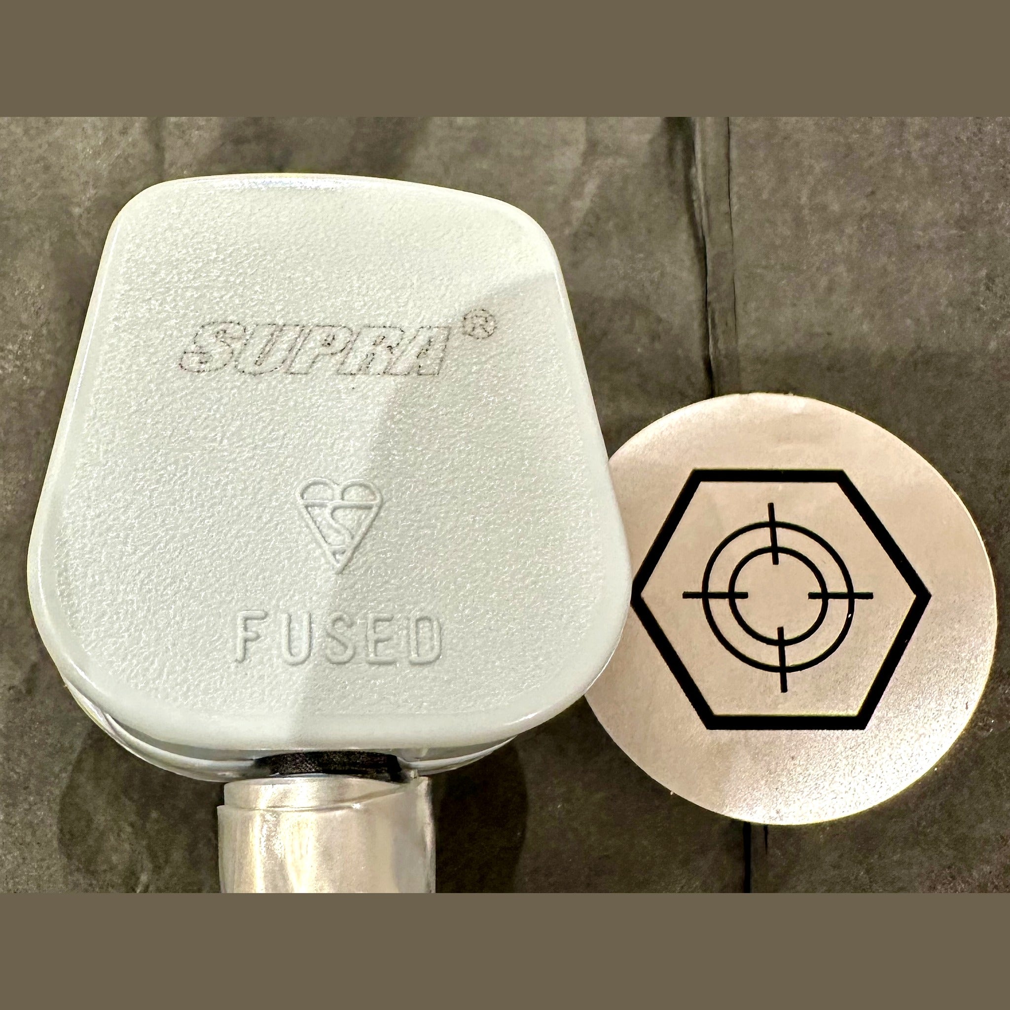 Supra gold-plated UK mains plug — Foundation Power Standard